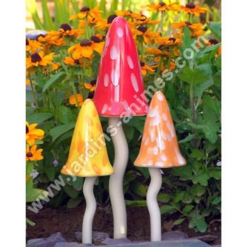 Champignon c�ramique �t� x3