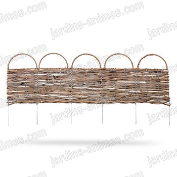 Bordure de jardin arche rotin