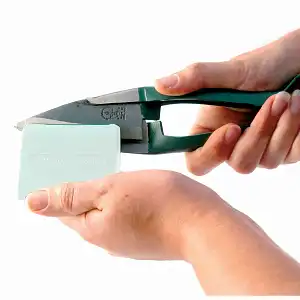 Aiguiseur sécateur et ciseau à buis
