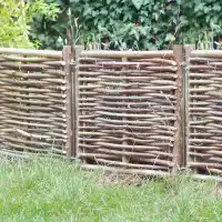 Petite barrière noisetier 50 x H. 50cm avec tige