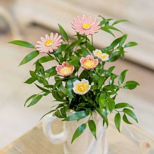 Bouquet églantines et marguerites - fleurs en céramique sur tige