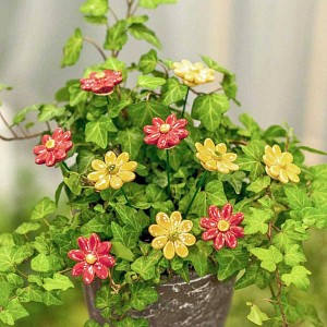 Bouquet 10 petites marguerites jaunes et rouges - fleurs en céramique sur tige