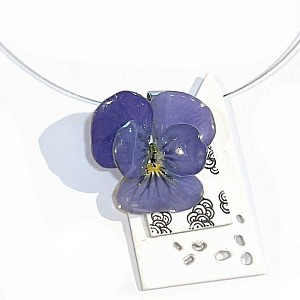 Lien vers un produit variante ou accessoire : Collier pendentif vraie fleur de pensée - Bleu