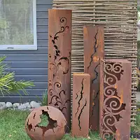 Colonnes décoratives en métal pour le jardin