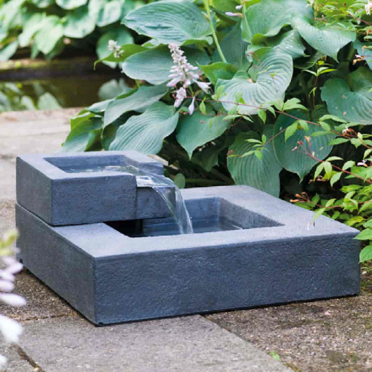 50 meilleures idées sur Fontaines extérieures jardin