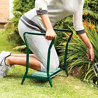 Tabouret de jardin réversible - agenouilloir  Tabouret de jardin réversible - agenouilloir