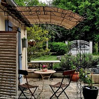 Pergola adossée en fer