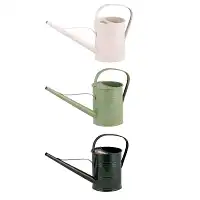 Arrosoir en métal au design vintage