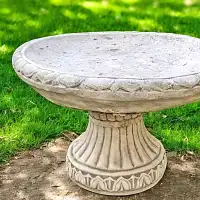 Abreuvoir à oiseaux sur socle imitation pierre style ancien - D.47 x H.28 cm