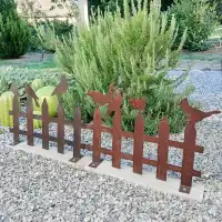 Clôture silhouette oiseaux en métal rouillé, sur socle - modèle gauche L. 63 x H. 51cm
