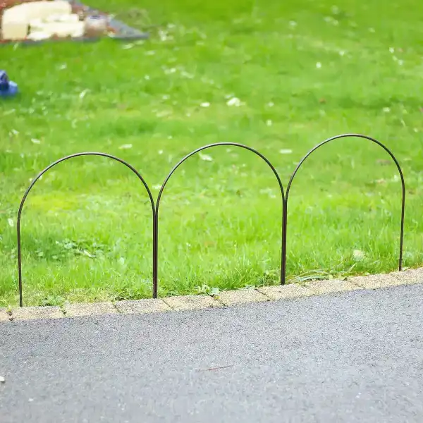 bordure jardin arceau