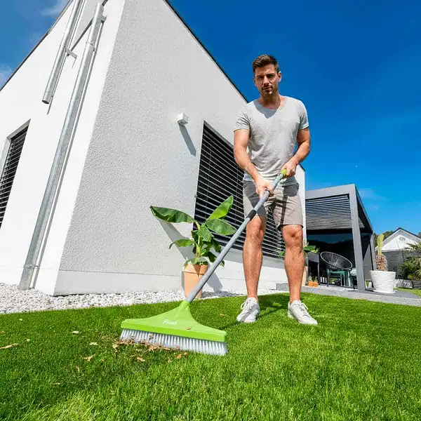 brosse gazon artificiel nettoyage