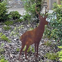 Silhouette Cerf fier en métal rouillé - H. 88cm