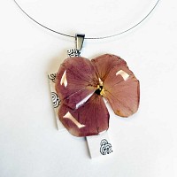 Collier pendentif vraie fleur de pensée