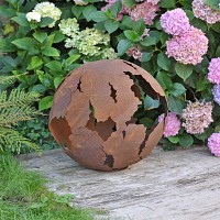 Boule en métal découpe laser
