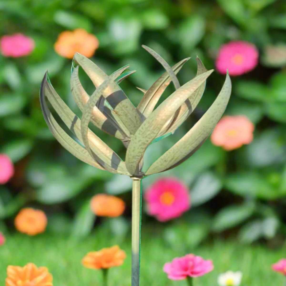 eolienne deco jardin vert de gris