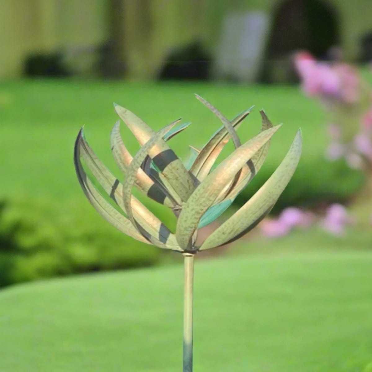 eolienne jardin decoration