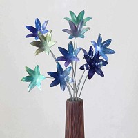 Fleurs décoratives artisanales en acier