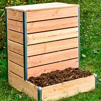 Composteur en bois avec accès direct
