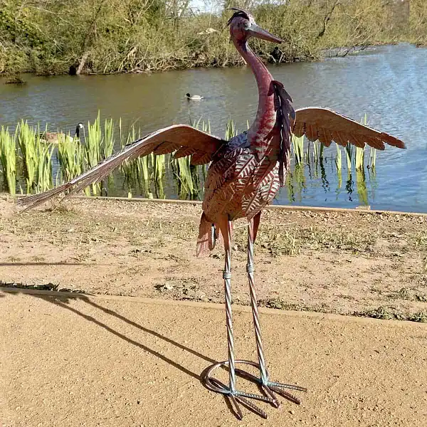 heron metal sculpture bird025