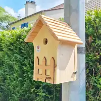 Kit accroche nichoir - sangle + 2 attaches + 4 vis + boucle de serrage