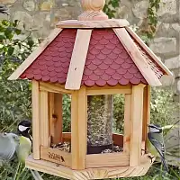 Mangeoire à oiseaux en bois éco-conçue Gazebo, toit rouge L. 29 x H. 32cm