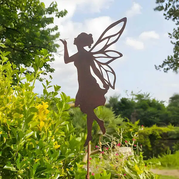 maryline robert silhouette fee bisou metal rouille