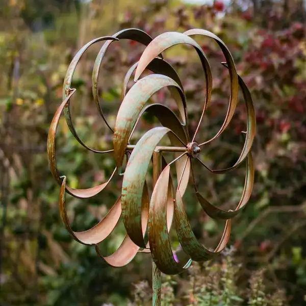 mobile eolienne jardin fleur