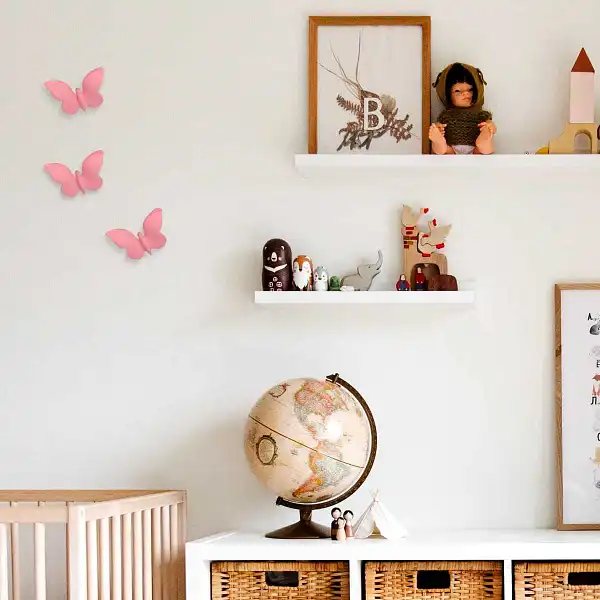 papillon rose chambre  papillon rose chambre