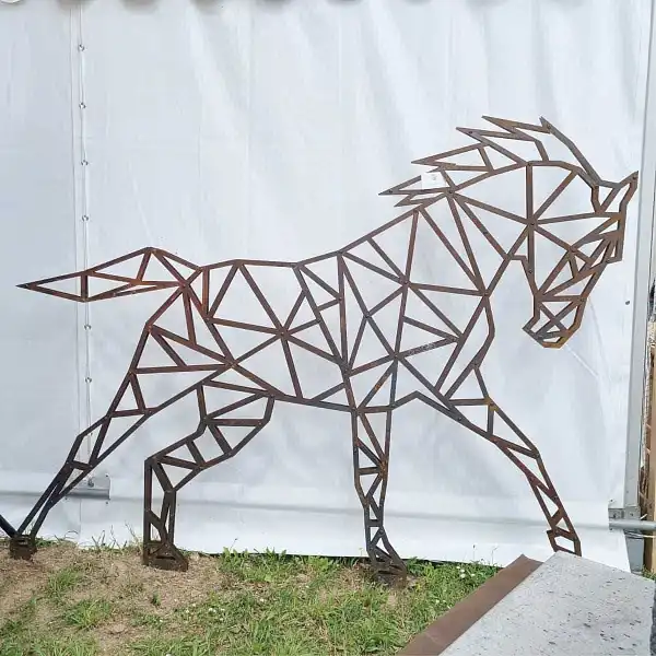 silhouette cheval acier corten
