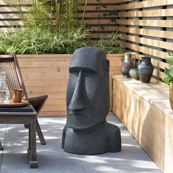statue moai jardin terrasse