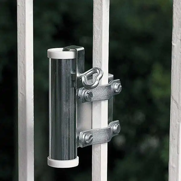 fixation parasol barreau balcon