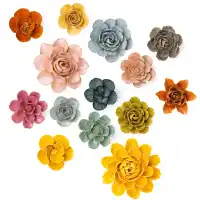 Fleurs d&eacute;coratives en c&eacute;ramique artisanales