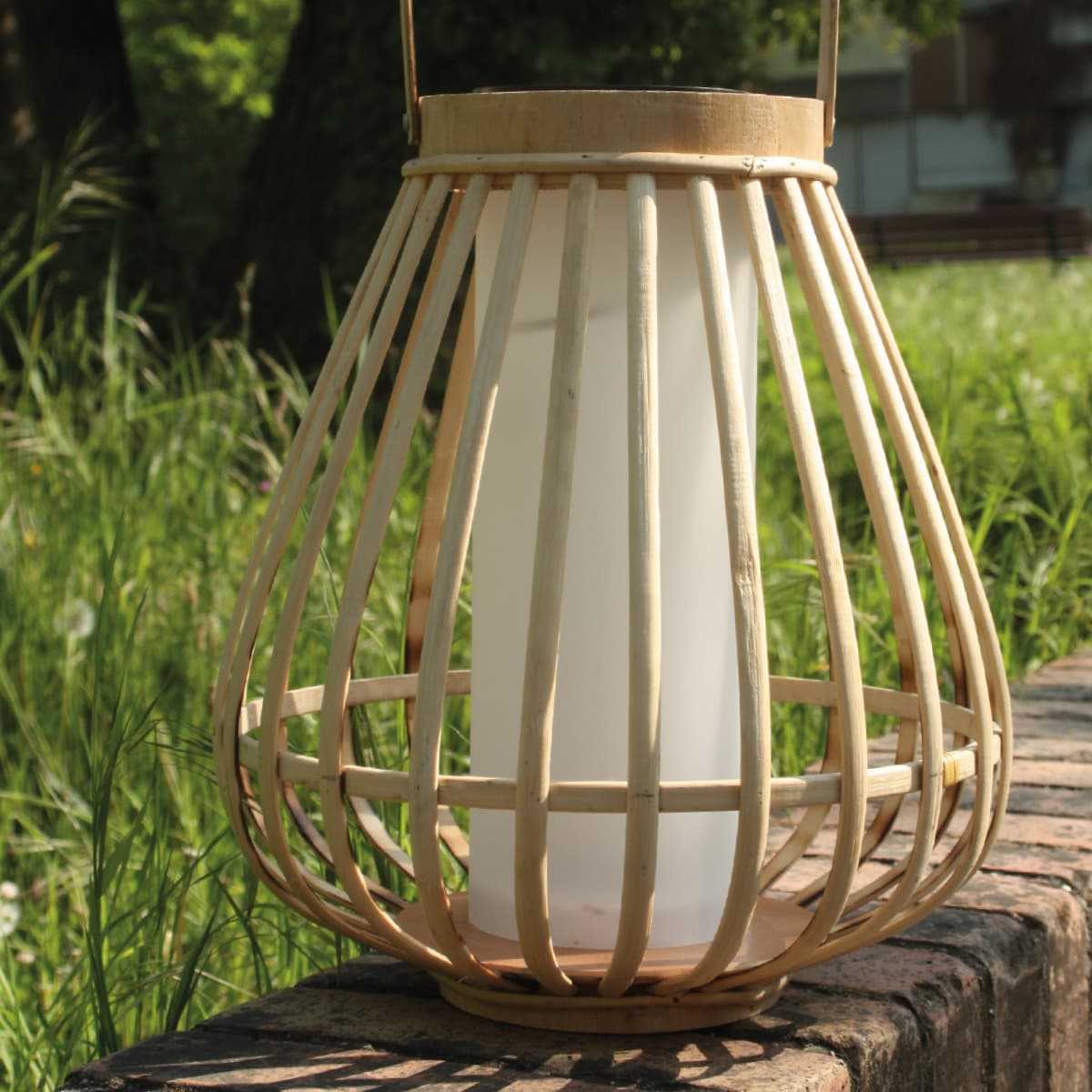 springvand Wedge Spis aftensmad Lampe solaire en bambou