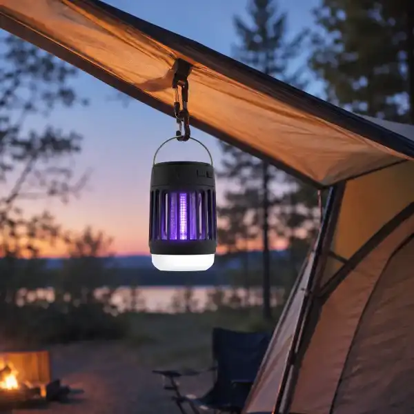 lampe uv moustique camping