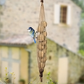 Boules de graisse pour nourrir les oiseaux en hiver