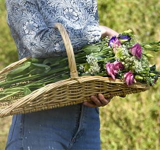 Panier spécial pour cueillette de fleurs