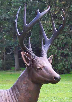 Statue de cerf en bronze, pour le jardin