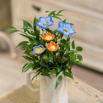 Fleur en céramique pour bouquet d'intérieur intemporel