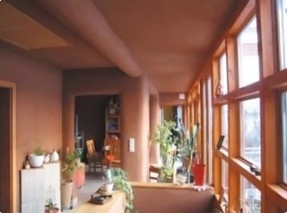 Exemple du rendu de l'enduit à lisser à la chaux Exemple du rendu de l'enduit à lisser à la chaux