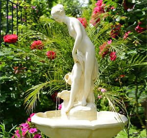 Fontaine statue