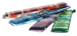 Plusieurs coloris de mobiles en verre sont disponibles