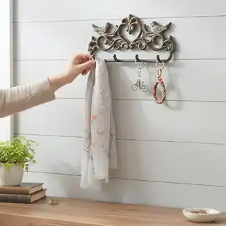 Support d&eacute;coratif mural en fonte, pat&egrave;re vintage