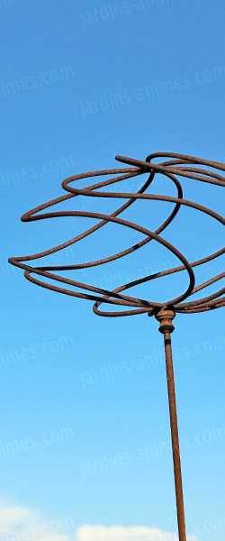 Tuteur décoratif en acier et son ellipse Tuteur décoratif en acier et son ellipse