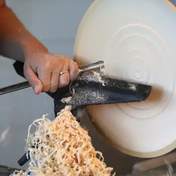 Tournage sur bois Maison Lacker