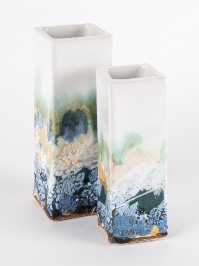 Vases en céramique pour accueillir un bouquet de fleurs