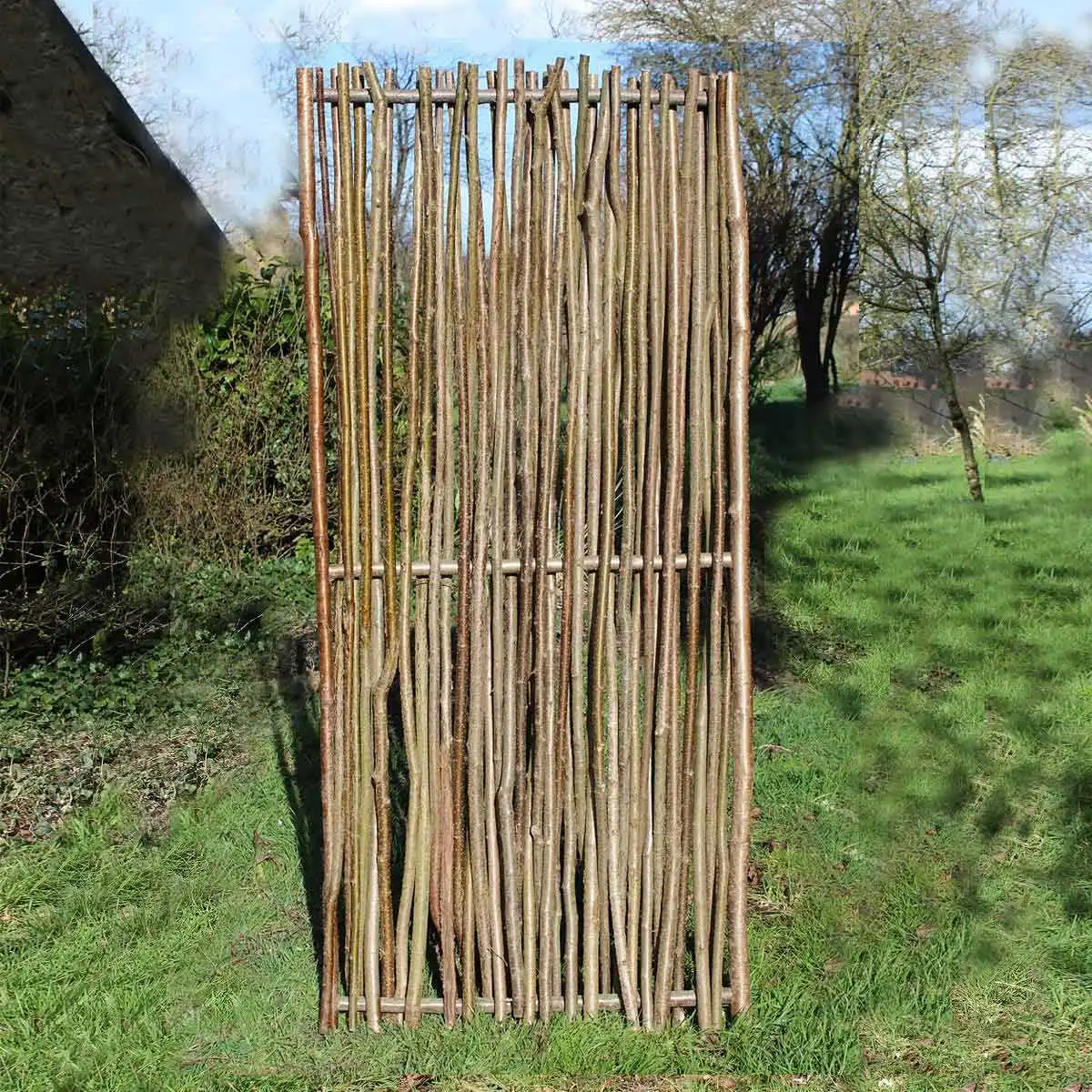 Panneau noisetier L.80 x H.180cm - tressage vertical  Panneau noisetier L.80 x H.180cm - tressage vertical
