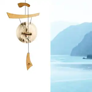 Petit Gong Empereur en bois à suspendre H.58cm