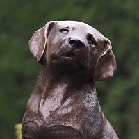 Sculpture chiot labrador assis - Statue animaux de jardin - L. 25 x l. 19 x H. 35 cm