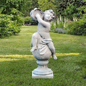 Statue d'un ange sur colonne boule - tambourin
